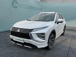 Weiß Gebraucht 2022 Mitsubishi Eclipse Cross SUV | 30.649 € (Teuer)