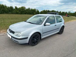 Grau Gebraucht 1998 VW Golf IV Limousine | 2.000 € (Fairer Preis)