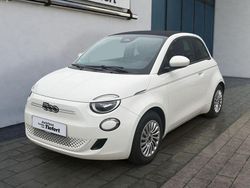 Weiß Gebraucht 2023 Fiat 500e Kleinwagen | 24.911 € (Etwas zu teuer)