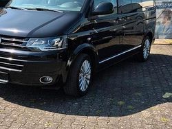 Schwarz Gebraucht 2015 VW Multivan Van | 25.990 € (Guter Preis)