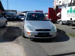 Silber Gebraucht 2000 Ford Focus Kombi | 799 €