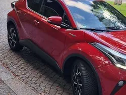 Rot Gebraucht 2021 Toyota C-HR Team SUV | 21.900 € (Fairer Preis)