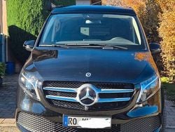 Schwarz Gebraucht 2024 Mercedes V300 Avantgarde Van / Kleinbus | 77.990 € (Etwas zu teuer)