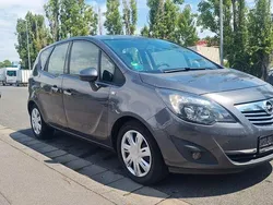 Grau Gebraucht 2011 Opel Meriva Innovation Van / Kleinbus | 3.999 € (Guter Preis)