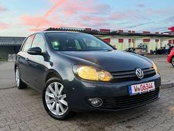 Blau Gebraucht 2010 VW Golf VI Team Limousine | 8.700 € (Fairer Preis)