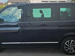 Schwarz Gebraucht 2021 VW Multivan Highline Van / Kleinbus | 60.000 € (Teuer)