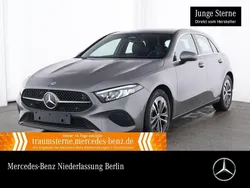 Grau Gebraucht 2024 Mercedes A200 Advanced Limousine | 28.990 € (Fairer Preis)