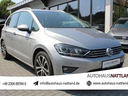Silber Gebraucht 2016 VW Golf Sportsvan Allstar Van / Kleinbus | 12.950 € (Fairer Preis)