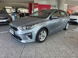 Silber Gebraucht 2021 Kia Ceed Edition 7 Limousine | 17.490 € (Fairer Preis)
