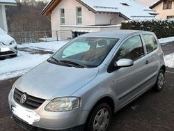 Silber Gebraucht 2007 VW Fox Kleinwagen | 1.650 € (Fairer Preis)