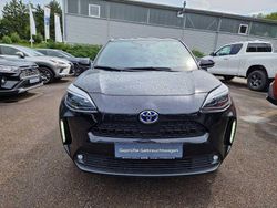 Mysticschwarz Gebraucht 2024 Toyota Yaris Cross Team SUV | 26.350 €