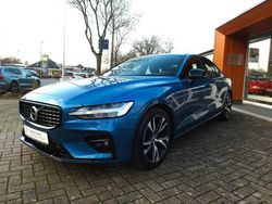 Blau Gebraucht 2020 Volvo S60 R-Design Limousine | 26.590 € (Fairer Preis)
