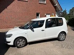 Weiß Gebraucht 2014 Skoda Roomster Kombi | 2.300 € (Etwas zu teuer)