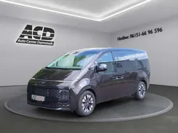 Gaia brown Gebraucht 2023 Hyundai Staria Signature Van | 44.770 € (Guter Preis)