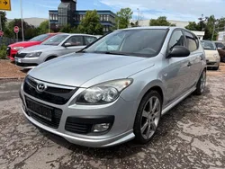 Silber Gebraucht 2010 Hyundai i30 Sport Limousine | 2.800 € (Guter Preis)