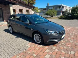 Grau Gebraucht 2016 Opel Astra Innovation Kombi | 6.750 € (Fairer Preis)