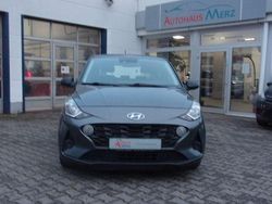 Grau Gebraucht 2020 Hyundai i10 Pure Kleinwagen | 10.920 € (Fairer Preis)