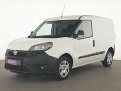 Weiß Gebraucht 2020 Fiat Doblò Van / Kleinbus | 9.989 € (Fairer Preis)