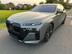Grau Gebraucht 2024 BMW 740 M Sport Limousine | 92.990 € (Guter Preis)