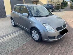 Grau Gebraucht 2009 Suzuki Swift Club Kleinwagen | 3.750 € (Fairer Preis)