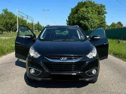 Schwarz Gebraucht 2013 Hyundai ix35 Premium SUV | 9.500 € (Fairer Preis)
