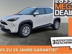 Weiß Gebraucht 2025 Toyota Yaris Hybrid Business Edition Limousine | 23.980 € (Fairer Preis)