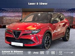 Rot Neu 2025 Alfa Romeo Junior Edizione Speciale SUV | 44.900 € (Teuer)