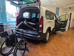 Weiß Neu 2025 Peugeot Rifter Van / Kleinbus | 42.900 €