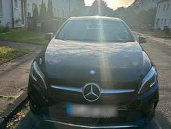 Schwarz Gebraucht 2016 Mercedes A180 Kleinwagen | 12.700 € (Superpreis)