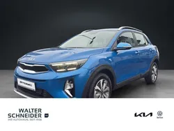 (spb) sporty blue Gebraucht 2024 Kia Stonic Vision SUV | 20.990 € (Etwas zu teuer)