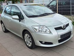 Silver metallic Gebraucht 2008 Toyota Auris Luna Kleinwagen | 3.250 € (Fairer Preis)