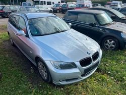 Silber Gebraucht 2010 BMW 318 Kombi | 1.990 € (Superpreis)