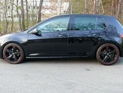 Schwarz Gebraucht 2015 VW Golf VII Cup Kleinwagen | 10.900 € (Guter Preis)