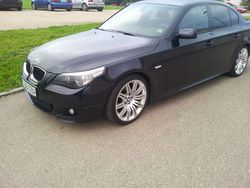 Schwarz metallic Gebraucht 2006 BMW 523 Limousine | 8.500 €