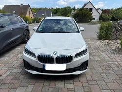Weiß Gebraucht 2019 BMW 225 Sport Line Van / Kleinbus | 15.500 € (Guter Preis)