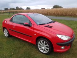 Rot Gebraucht 2003 Peugeot 206 CC Cabrio | 1.650 € (Fairer Preis)