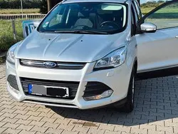 Silber Gebraucht 2015 Ford Kuga SYNC Edition SUV | 10.500 € (Guter Preis)