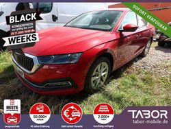 Rot Gebraucht 2024 Skoda Octavia Limousine | 27.988 € (Guter Preis)