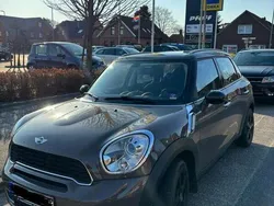 Braun Gebraucht 2011 Mini Cooper S Countryman SUV | 7.350 € (Guter Preis)