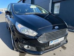 Schwarz Gebraucht 2016 Ford S-MAX Business Edition Van / Kleinbus | 15.490 € (Teuer)