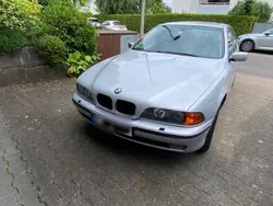 Silber Gebraucht 1999 BMW 523 Limousine | 2.750 € (Guter Preis)