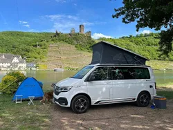 Weiß Gebraucht 2021 VW T6.1 Edition Van | 61.000 € (Teuer)