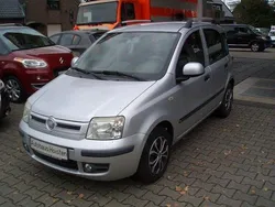 Silber Gebraucht 2011 Fiat Panda Dynamic Kleinwagen | 2.950 € (Etwas zu teuer)