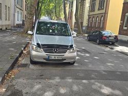 Grau Gebraucht 2006 Mercedes Viano Van / Kleinbus | 6.800 € (Fairer Preis)