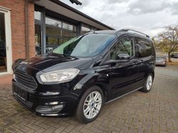 Schwarz Gebraucht 2014 Ford Tourneo Courier Titanium Van / Kleinbus | 11.990 €