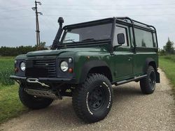 Grün metallic Gebraucht 1998 Land Rover Defender SUV | 24.000 € (Guter Preis)