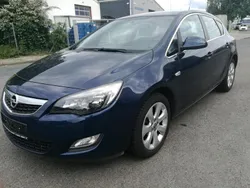 Blau Gebraucht 2011 Opel Astra Limousine | 5.999 € (Fairer Preis)