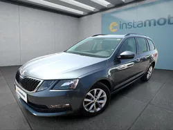 Grau Gebraucht 2019 Skoda Octavia Kombi | 15.299 € (Fairer Preis)