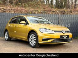 Gelb Gebraucht 2018 VW Golf Comfortline Limousine | 14.999 € (Guter Preis)