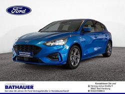 Blau Gebraucht 2021 Ford Focus ST-Line Limousine | 25.920 €